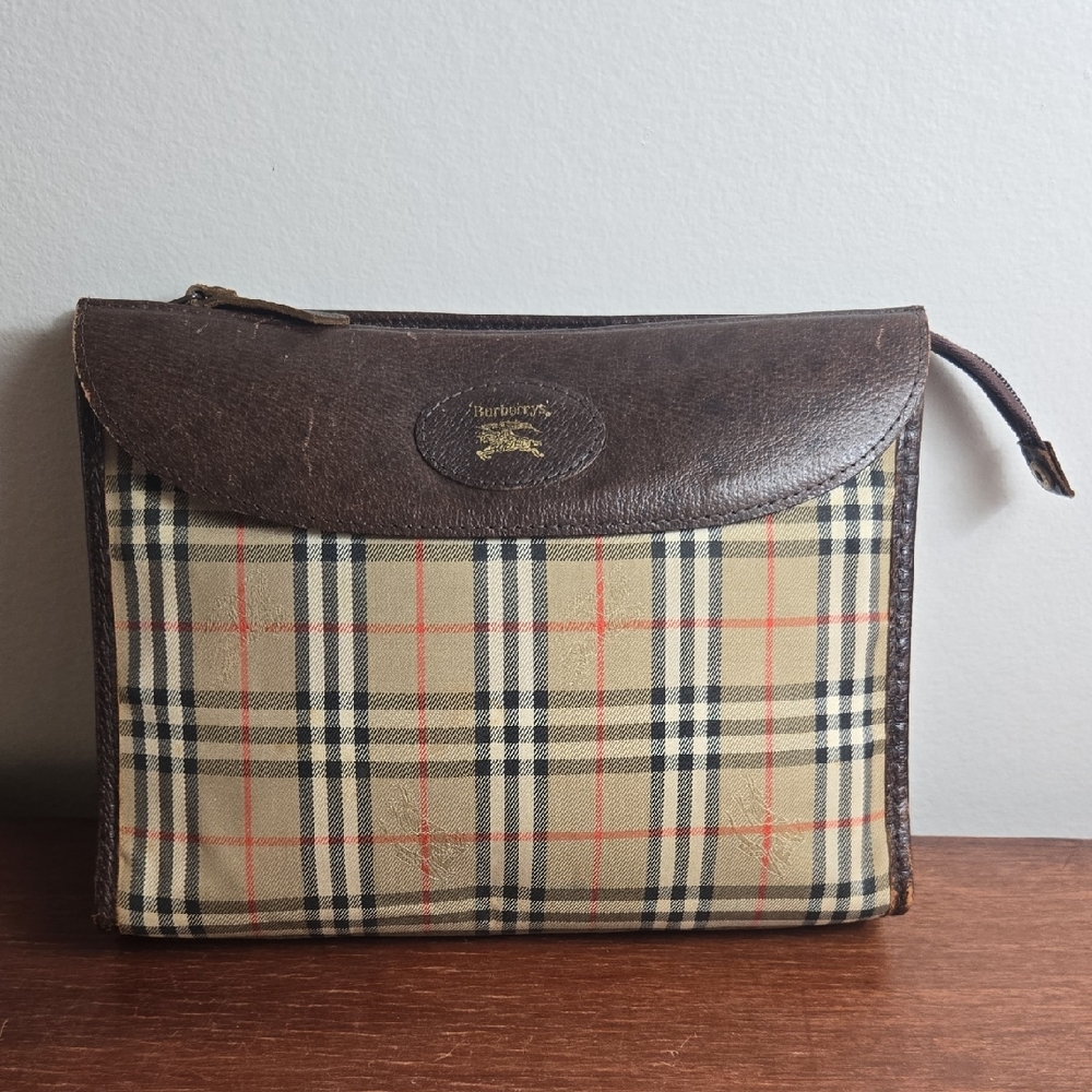 Vintage Burberrys Nova Check Envelope Pouch